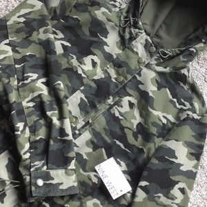 CAMO JACKET - MEDIUM NWT